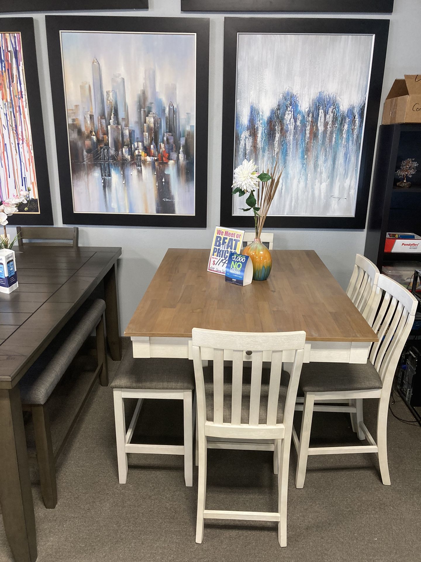 Charming Dining Set Easy Financing $1199