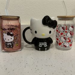 Hello Kitty Cups