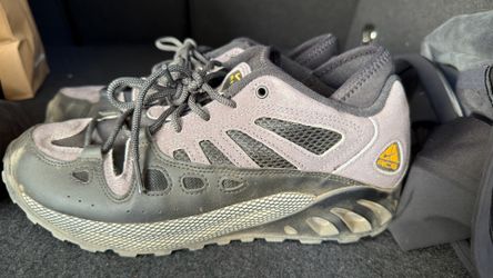 Nike ACG trail size 8.5 men’s