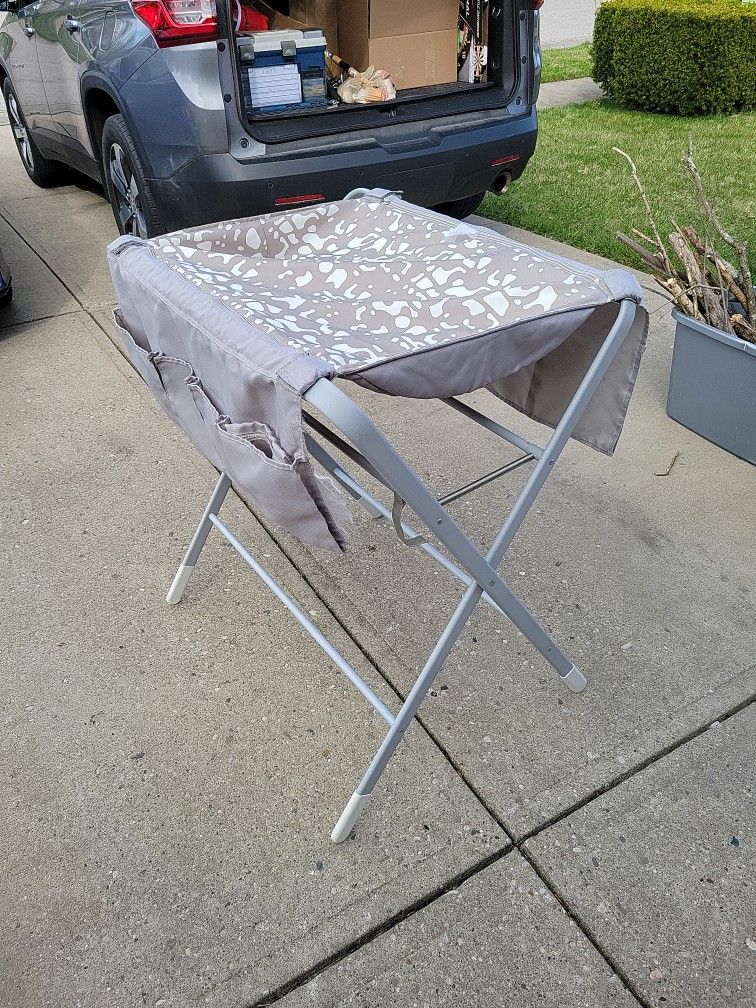 Fold Up Changing Table