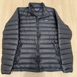 NEW NWOT Patagonia Men’s Down Sweater Jacket Coat Size Large L