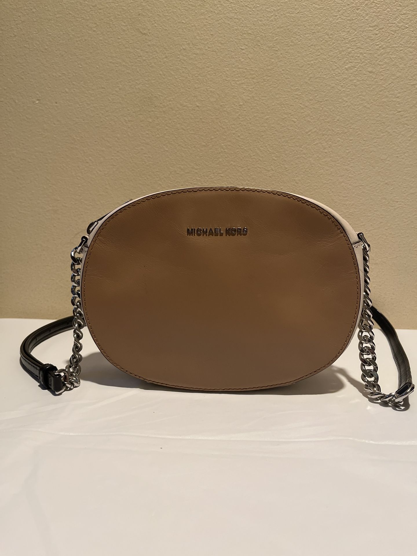 Michael Kors Crossbody Bag