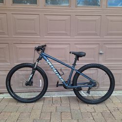 SPECIALIZED ROCKHOPPER SPORT 27.5 INCH MOUNTAIN BIKE LIKE NEW ( CHECK MY OTHER BIKES)