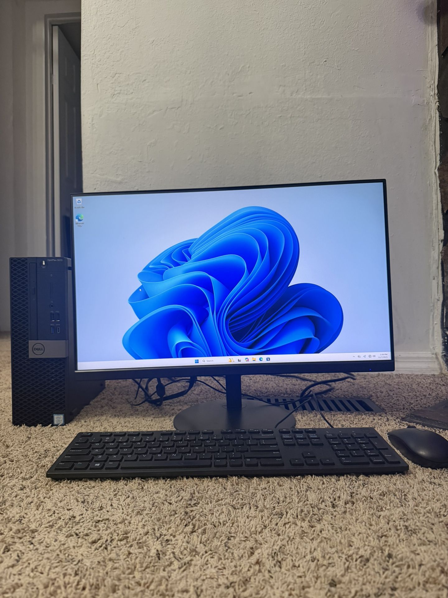 i7 Dell OPTIPLEX 5070 Desktop Computer System SSD HD