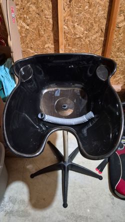 PORTABLE SALON HAIR SINK.