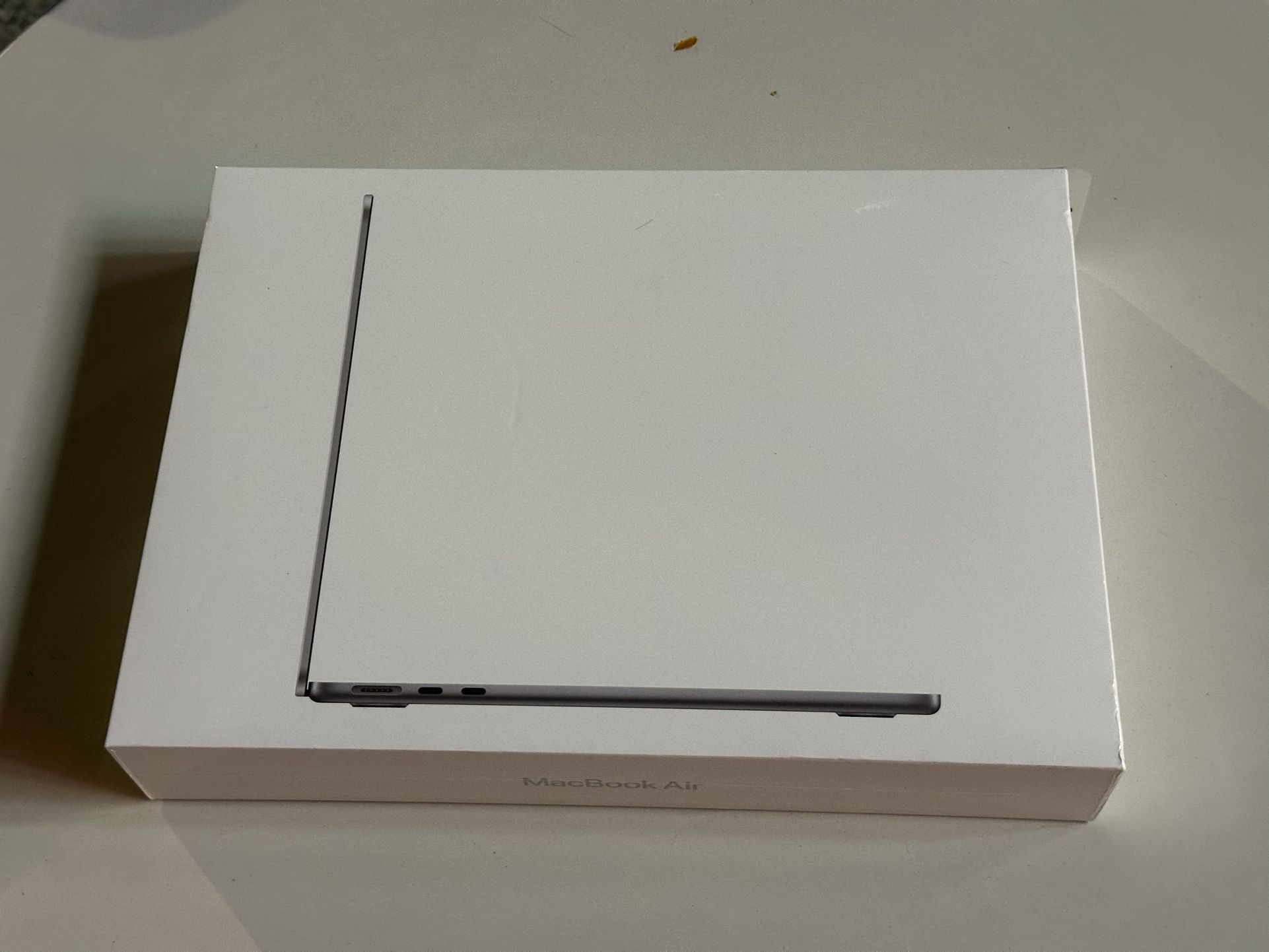 New Apple MacBook Air M2 13” 256GB Space Grey