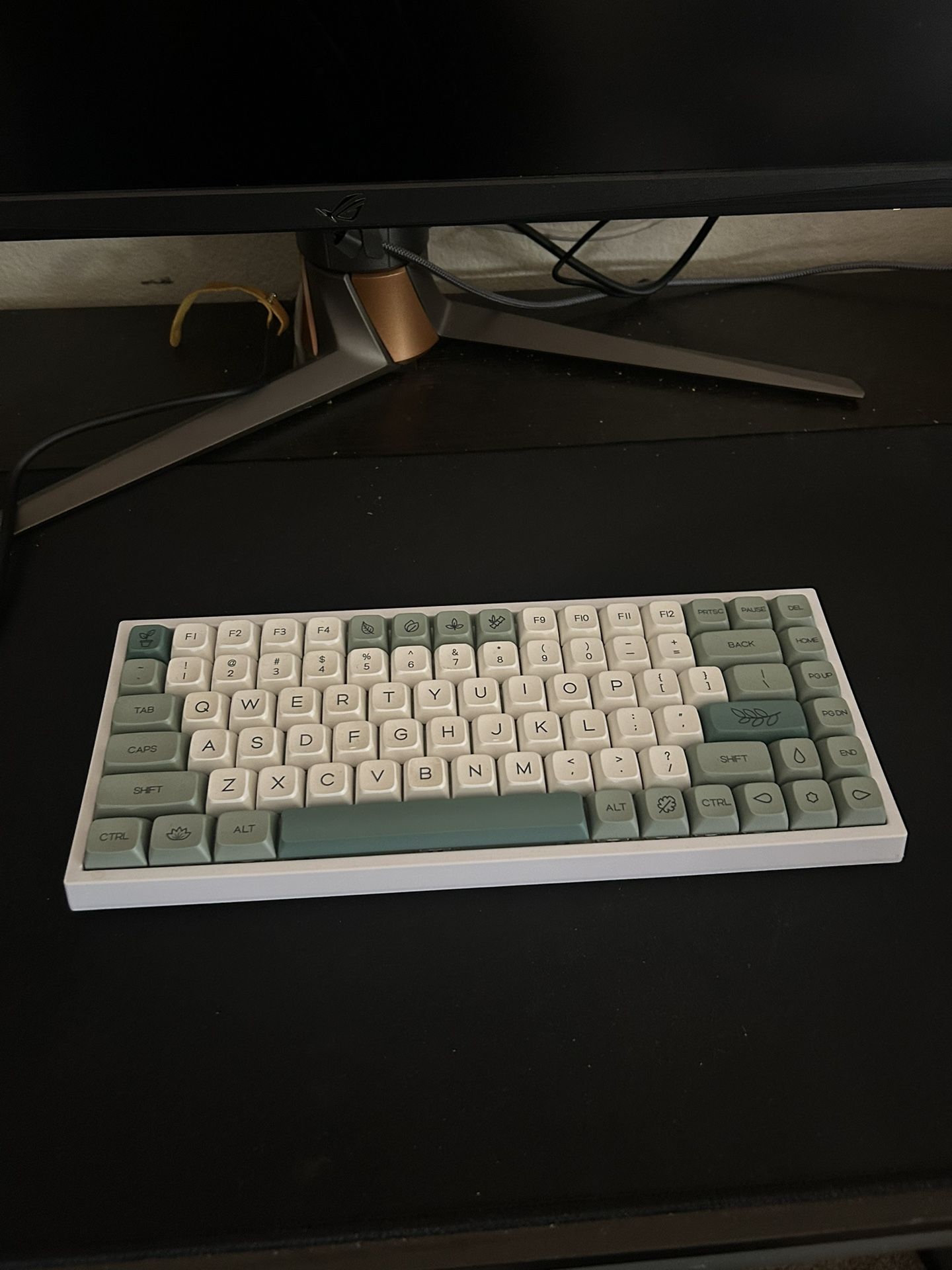 EP-84 Mechanical Keyboard