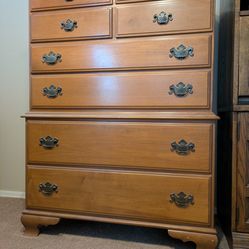 Ethan Allen Antique Heirloom Dresser