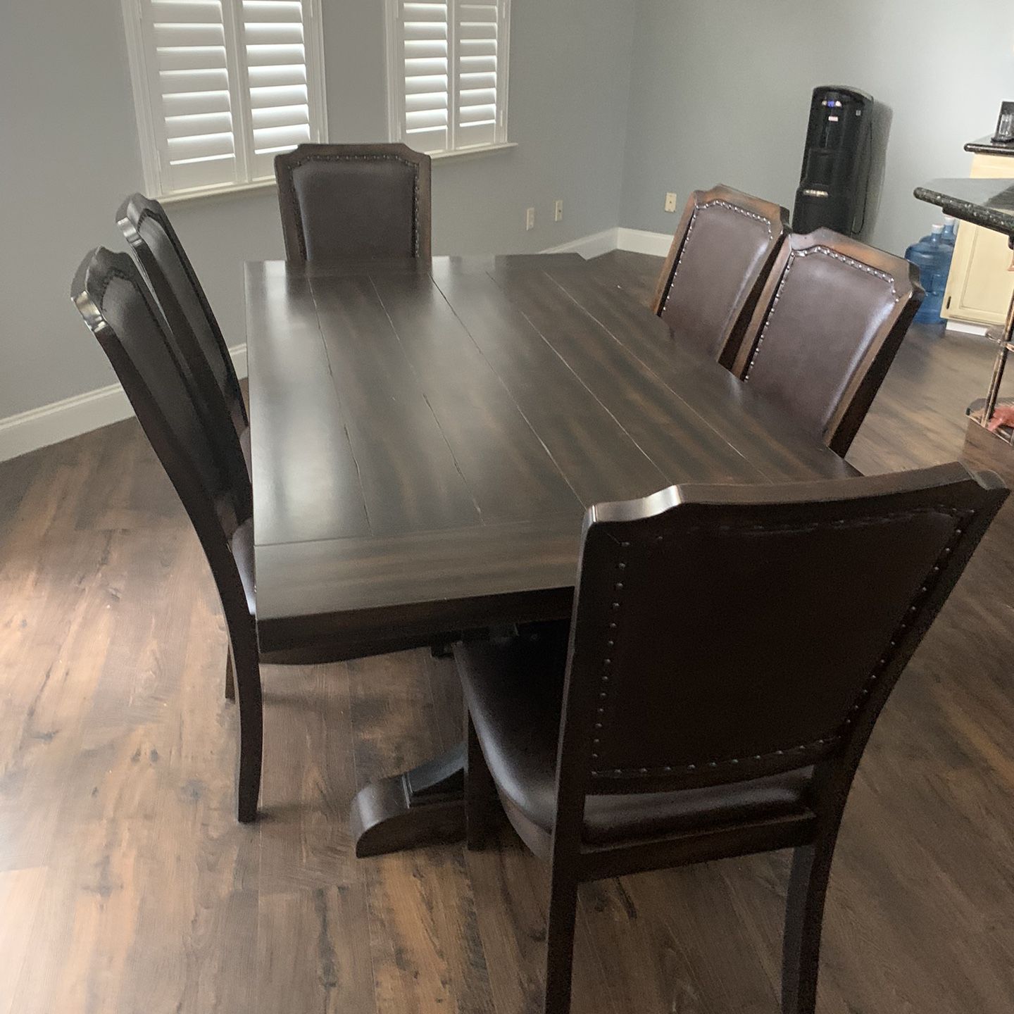 Large Table And Chairs 