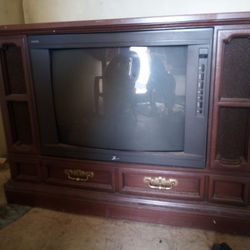 1980's Zenith Console Tv/Stereo combo