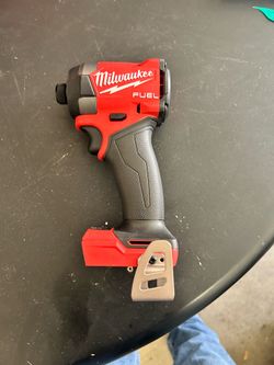 Milwaukee M18