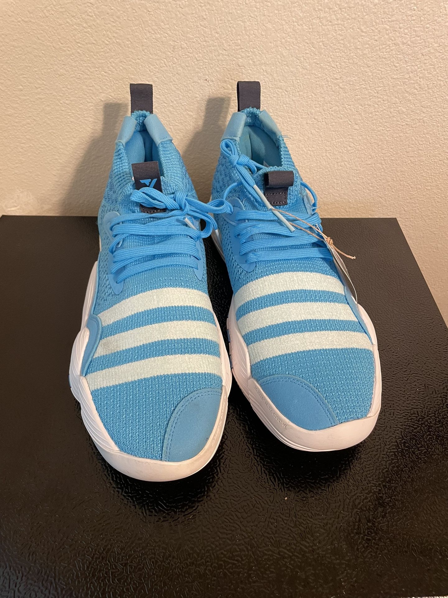 TRAE YOUNG 2 Men’s Adidas Sky Blue White Size 12