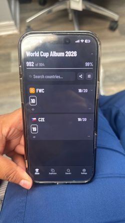 TRADE for these two cards for the FIFA 2026 cards CHECK DESCRIPTION