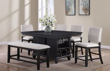 Theme Of The Day: Dark Tones