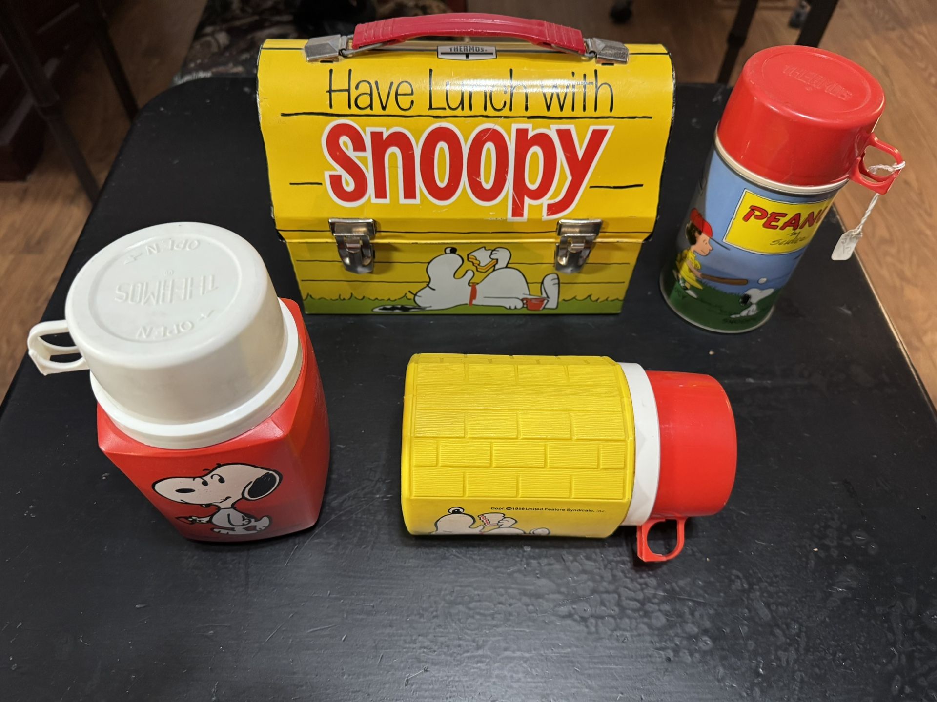 Vintage 1968 Go To School Dome Metal Lunchbox Snoopy Peanuts Lunch