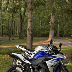 2015 YZF-R3 