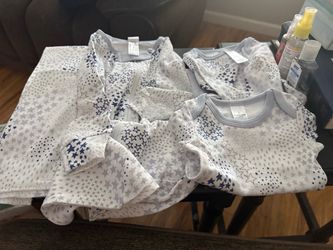 Newborn baby girl clothes