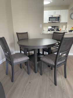 5pc Dining Table Set - Round grey table with 4 chairs