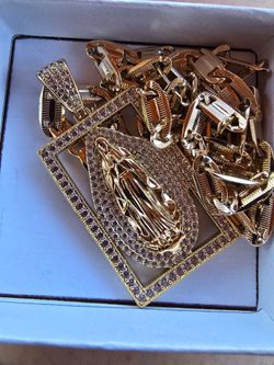 Gold plated virgin Guadalupe necklace w/matching bracelet