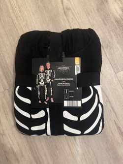 Halloween one size outfit skeleton