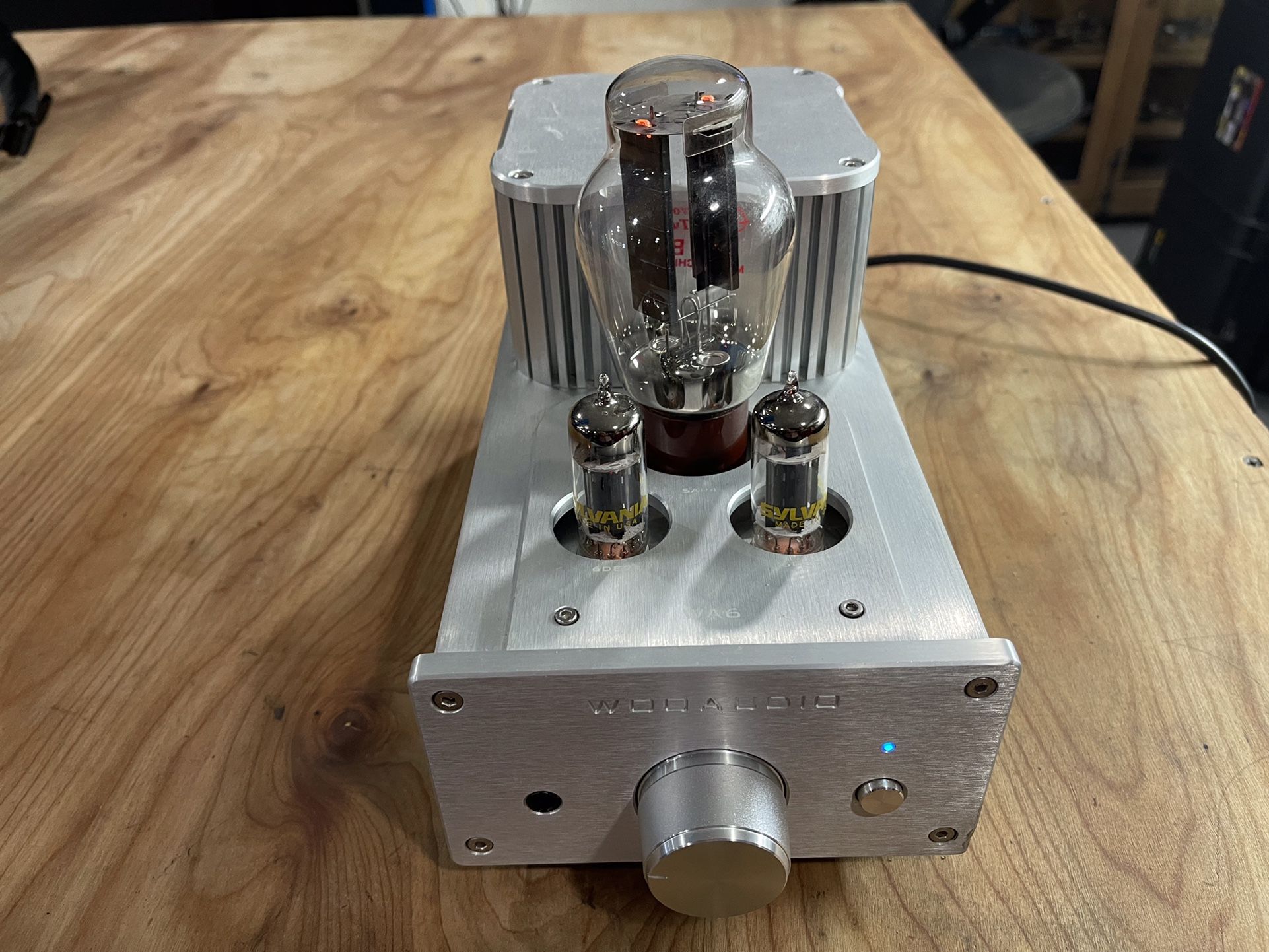 Headphone Amplifier Woo Audio