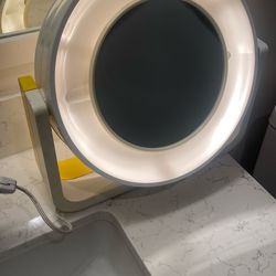 Vintage 70’s Clairol Makeup Mirror