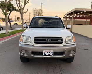 2004 Toyota Sequoia
