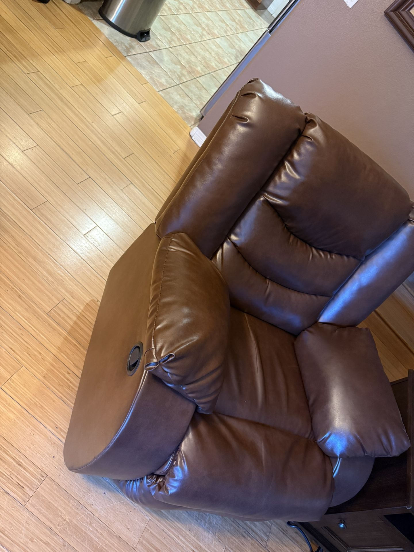 Living Room Set. Recliner Sofa, Recliner Loveseat And A Recliner Single
