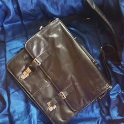 Kenneth Cole Laptop Briefcase. Or Man Bag