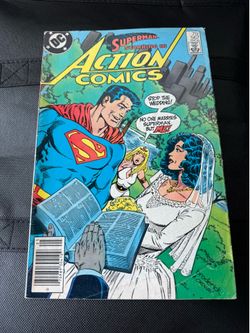 Action Comics Canadian Price Variant #(contact info removed) Stock Image Low Grade / Good