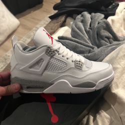 Air Jordan 4 Retro White Oreo 9.5