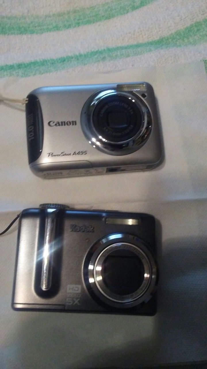 Digital cameras Kodak and cannon
