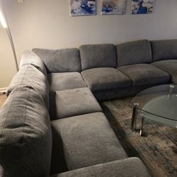 Modern 4 PC Sectional