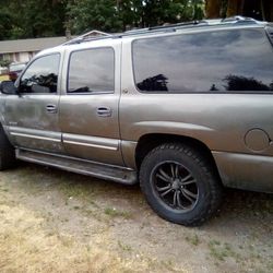 2000 Suburban (Parts)