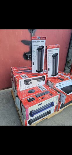 GET READY FOR THIS WINTER LASKO HEATERS CERAMIC TOWER ECONOMIC ENERGY SAVER INCLUDING REMOTE CONTROL FOR FULL SIZE ROOM IF SOMEBODY INTERESTED PLEASE