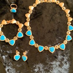 Jewelry Beautiful Turquoise  Complete Set 
