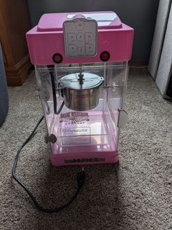 Great Northern Popcorn Pop Pup Countertop Popcorn Machine