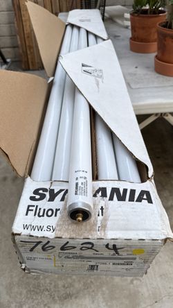T12 6 feet fluorescent bulbs