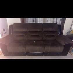 2 Piece Reclining Living Room Set