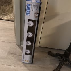 Bathroom Light Fixtures