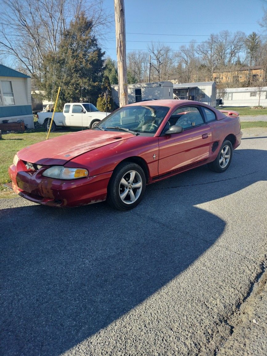 2001 Ford Mustang