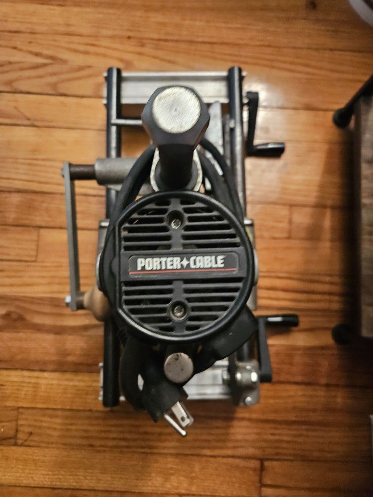 Porter-Cable 10A 1-1/2HP Lock Mortiser