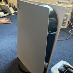 PlayStation 5 w/ Controller 