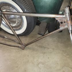 Atomic 26" Redline Squareback Tribute Frame And True Torch 1st Gen Redlie Tribute Fork