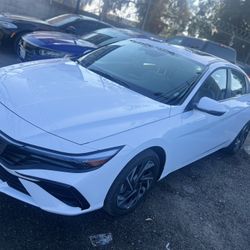 2025 Hyundai Elantra