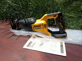 DeWalt 20 v XR.  Sawzal.  W blade.  Brushless motor
