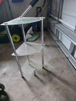Table conner 3 floor