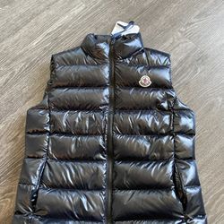 Moncler Vest 