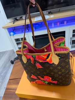 Never full Luis Vuitton bag $800
