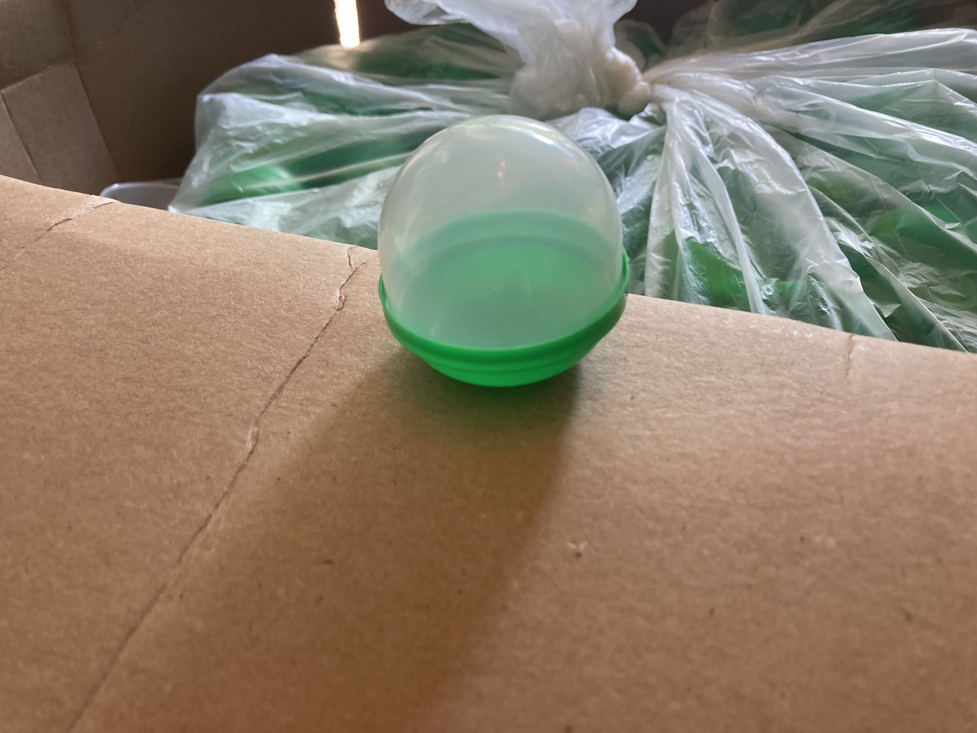 2 Inch Plastic Capsules